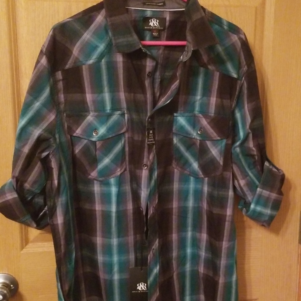 Brand new men's shirt from Kohl's